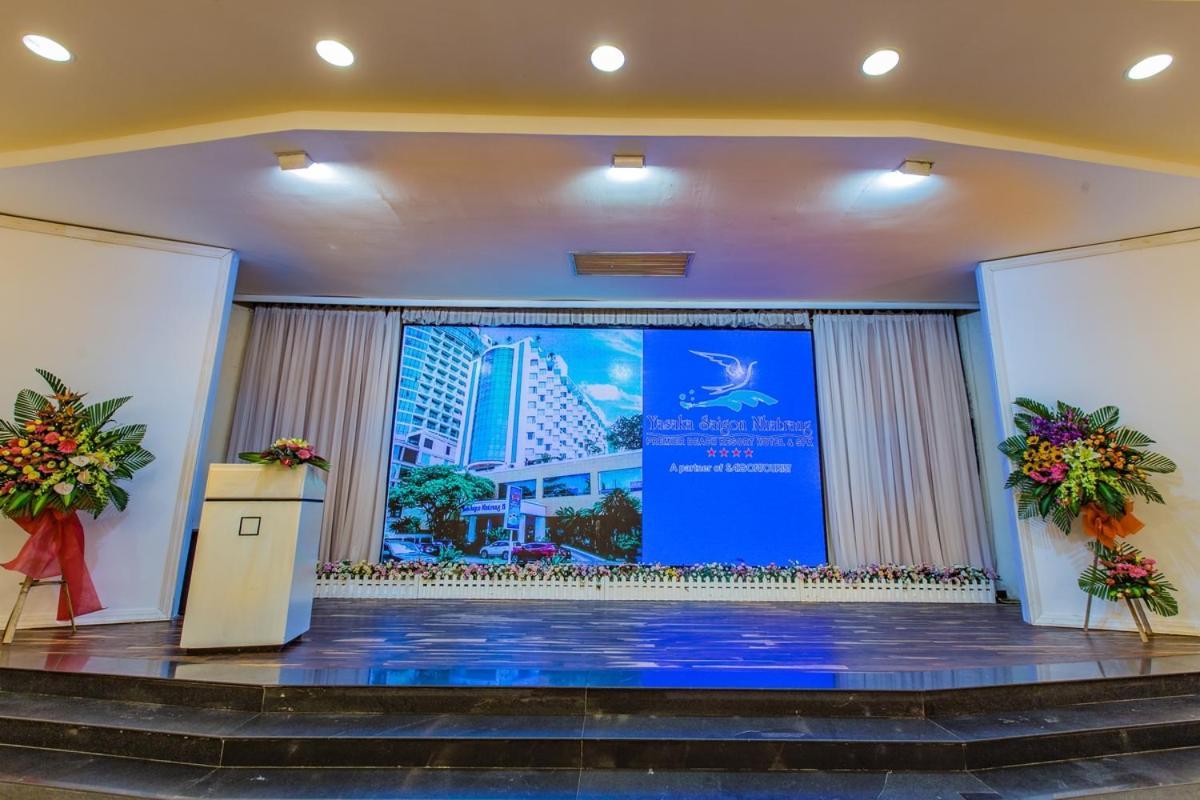 Yasaka Saigon Nha Trang Hotel & Spa Luaran gambar